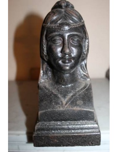 123 "FIGURINE" IN GHISA RAFFIGURANTE DONNA...