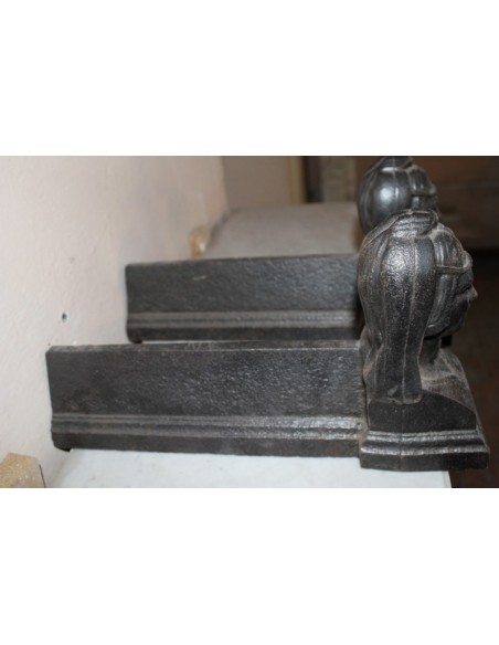 123 "FIGURINE" IN GHISA RAFFIGURANTE DONNA ORIENTALE