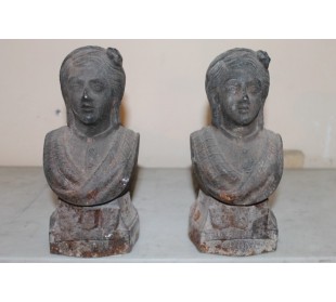 124 UN BUSTO IN GHISA DI GIOVINETTA NEL VOSTRO CAMINETTO