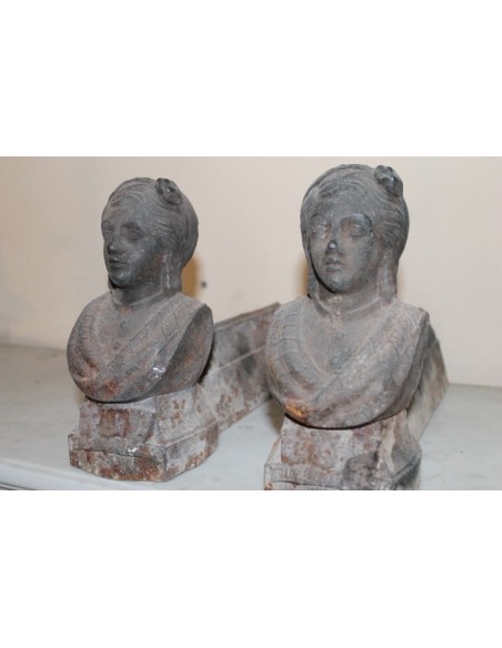 124 UN BUSTO IN GHISA DI GIOVINETTA NEL VOSTRO CAMINETTO