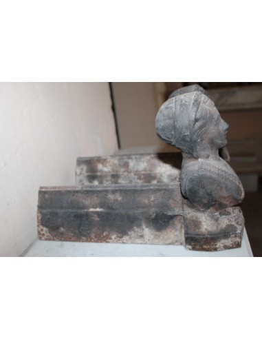 124 UN BUSTO IN GHISA DI GIOVINETTA NEL VOSTRO...