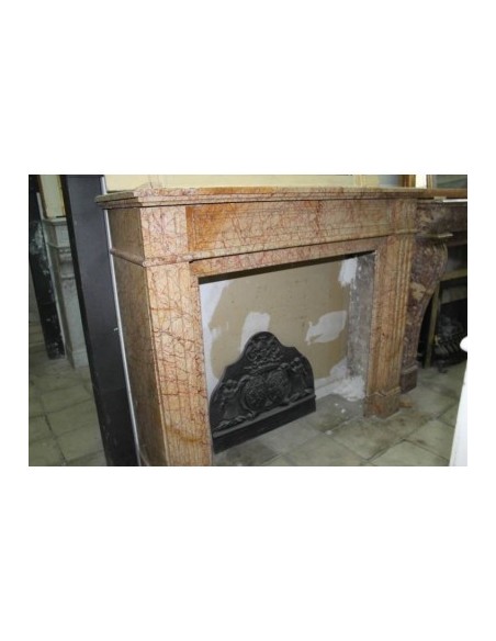 Camino antico in marmo Giallo di stile neoclassico e d'epoca ottocentesca