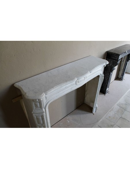 006 CAMINO "POMPADOUR PIED GALBÉ" CON FRONTALE TRANSIZIONE IN MARMO BIANCO CARRARA