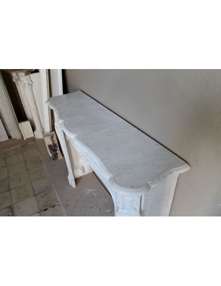 006 CAMINO "POMPADOUR PIED GALBÉ" CON FRONTALE TRANSIZIONE IN MARMO BIANCO CARRARA