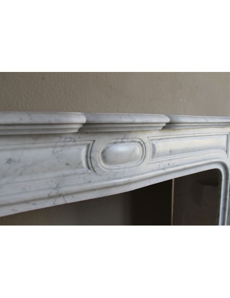 006 CAMINO "POMPADOUR PIED GALBÉ" CON FRONTALE TRANSIZIONE IN MARMO BIANCO CARRARA