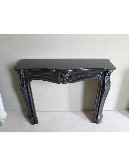 038 AG CAMINO LUIGI XV "TROIS COQUILLES" IN MARMO NERO DEL BELGIO