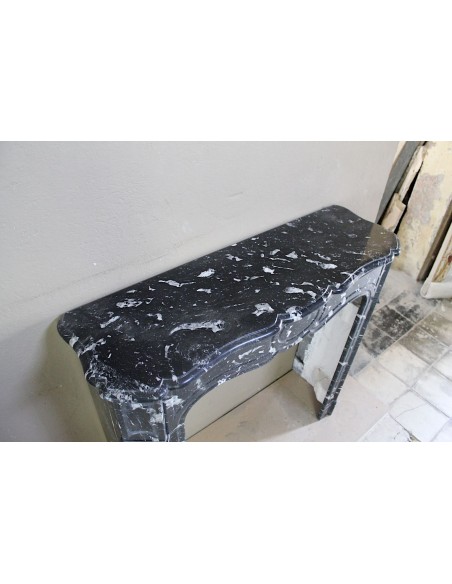 019 CAMINETTO LUIGI XV "POMPADOUR PLAT" SCOLPITO IN MARMO NERO MARQUINIA