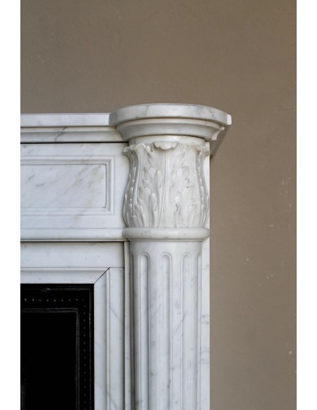 249 AG CAMINO NEOCLASSICO "RAMO D'ULIVO" A COLONNE IN MARMO BIANCO "PURO" DI CARRARA