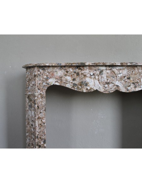 077 ORIGINALE CAMINETTO LUIGI XV "POMPADOUR PLAT" IN BRECCIA DEI PIRENEI