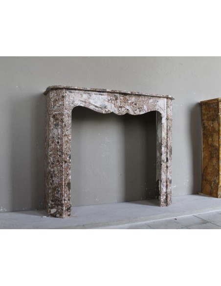 077 ORIGINALE CAMINETTO LUIGI XV "POMPADOUR PLAT" IN BRECCIA DEI PIRENEI