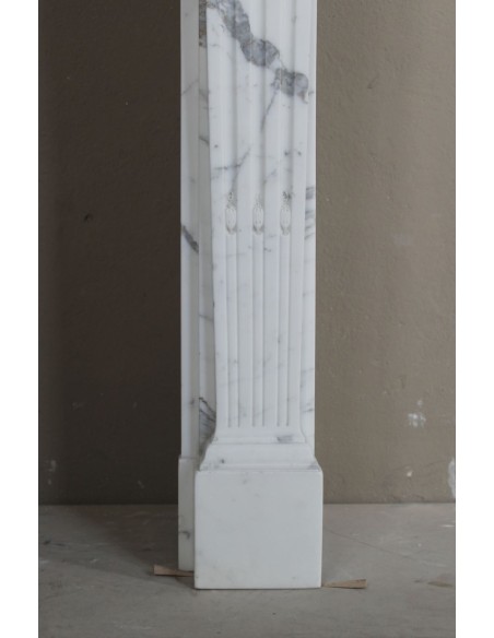 255 CAMINO "DEUX ÉTOILLES" IN RAFFINATO MARMO CALACATTA CREMO VENATO