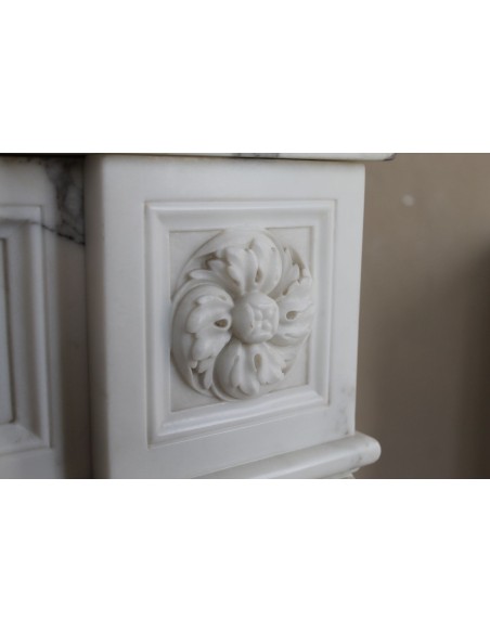 255 CAMINO "DEUX ÉTOILLES" IN RAFFINATO MARMO CALACATTA CREMO VENATO