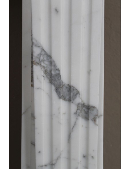 255 CAMINO "DEUX ÉTOILLES" IN RAFFINATO MARMO CALACATTA CREMO VENATO