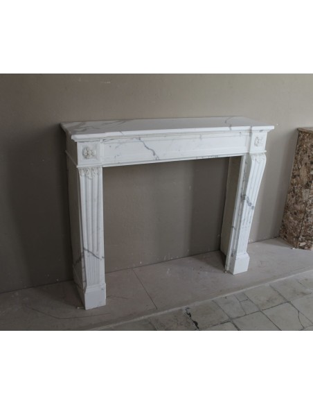 255 CAMINO "DEUX ÉTOILLES" IN RAFFINATO MARMO CALACATTA CREMO VENATO