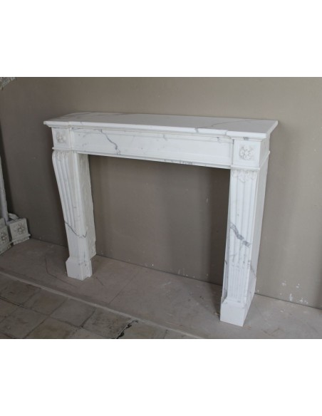 255 CAMINO "DEUX ÉTOILLES" IN RAFFINATO MARMO CALACATTA CREMO VENATO