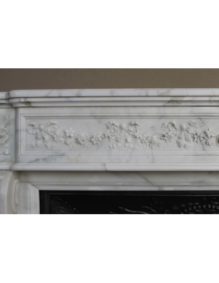 257 AG ELEGANTISSIMO CAMINO LUIGI XVI "VERSAILLES" IN MARMO STATUARIO CAVA CALACATTA