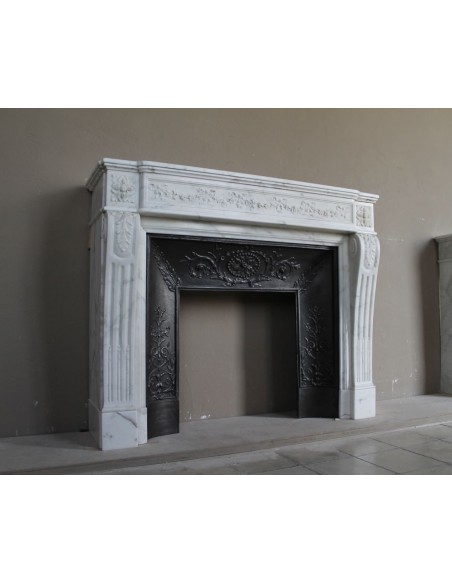 257 AG ELEGANTISSIMO CAMINO LUIGI XVI "VERSAILLES" IN MARMO STATUARIO CAVA CALACATTA