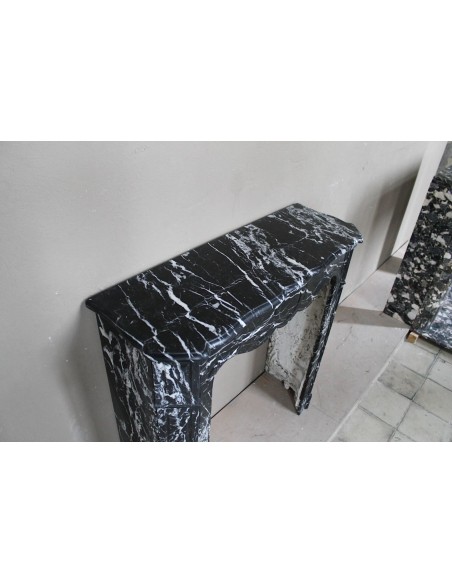 078 CAMINETTO LUIGI XV "POMPADOUR PLAT" SCOLPITO IN MARMO NERO MARQUINIA