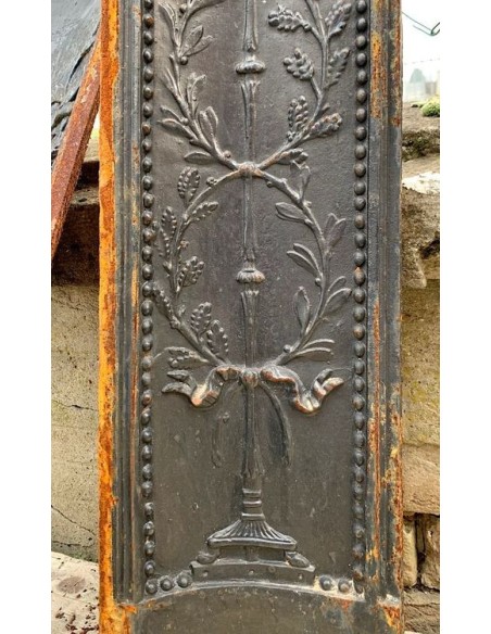 CG 085 CONTROCUORE CAMINO NEOCLASSICO  IN FUSIONE DI GHISA ARTISTICA CON DECORAZIONI ARBOREE