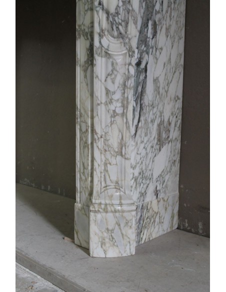 008 CAMINO LUIGI XV "PIED GALBÉ" SCOLPITO IN MARMO CALACATTA DORATO