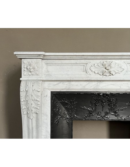 222 AG CAMINO LUIGI XVI "TROIS FLEURS" SCOLPITO IN MARMO BIANCO DI CARRARA