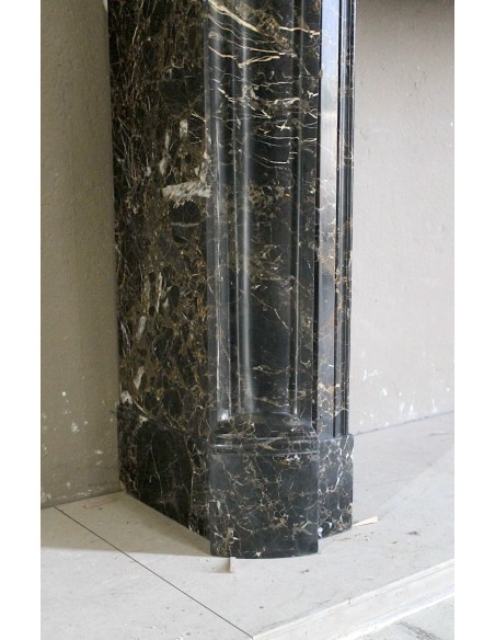 026 CAMINO LUIGI XV "PIED GALBÉ" SCOLPITO IN RARO MARMO NERO SAINT LAURENT