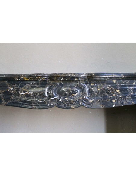 026 CAMINO LUIGI XV "PIED GALBÉ" SCOLPITO IN RARO MARMO NERO SAINT LAURENT