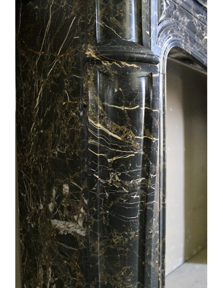 026 CAMINO LUIGI XV "PIED GALBÉ" SCOLPITO IN RARO MARMO NERO SAINT LAURENT