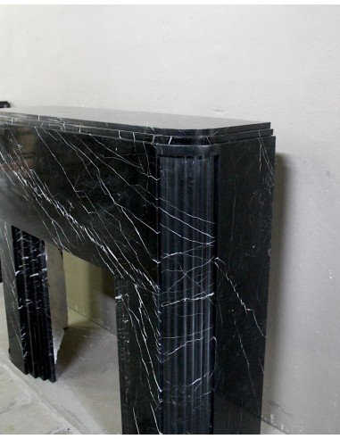 711 ICONICO CAMINO ART DECO SCOLPITO IN MARMO...