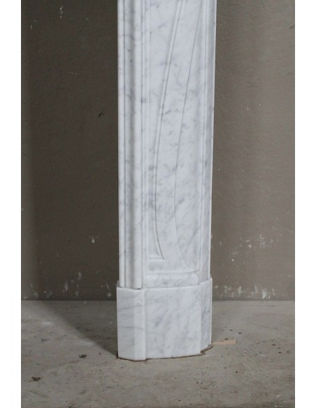 606 CAMINO ANTICO FLOREALE "MAJORELLE" SCOLPITO IN MARMO BIANCO CARRARA