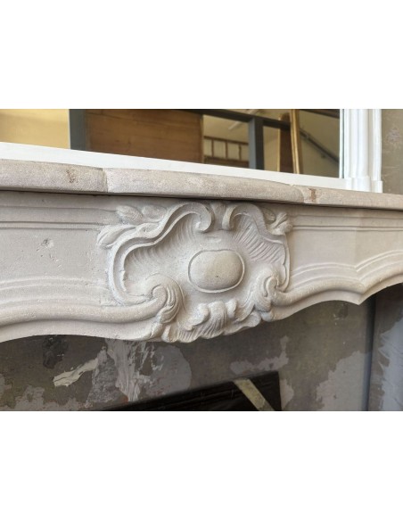 900 RARISSIMO CAMINETTO REGGENZA (STILISMO TRA LUIGI XIV E LUIGI XV) SCOLPITO IN PIERRE DORÉE