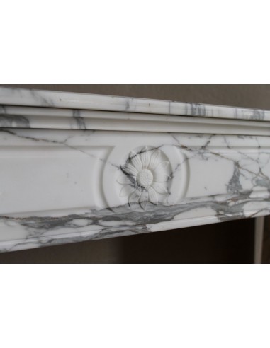 216 CAMINETTO LUIGI XVI "DÉMI-LUNE MARGUERITE"...