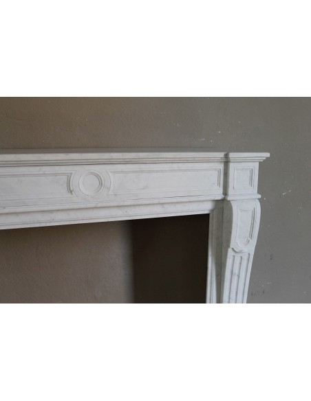 229 CAMINO LUIGI XVI "LANGUETTE CLASSIQUE"  IN CANDIDISSIMO MARMO BIANCO "P" CARRARA