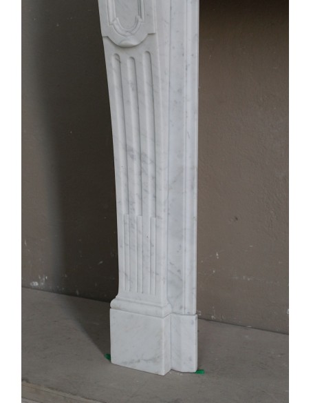 229 CAMINO LUIGI XVI "LANGUETTE CLASSIQUE"  IN CANDIDISSIMO MARMO BIANCO "P" CARRARA