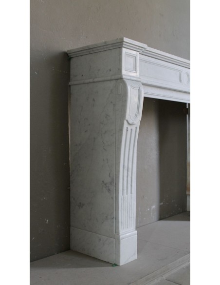 229 CAMINO LUIGI XVI "LANGUETTE CLASSIQUE"  IN CANDIDISSIMO MARMO BIANCO "P" CARRARA