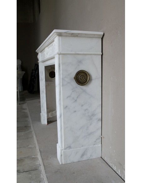 244 CAMINO LUIGI XVI "RAMO D'ULIVO" SCOLPITO IN MARMO BIANCO STATUARIO ARABESCATO CARRARA