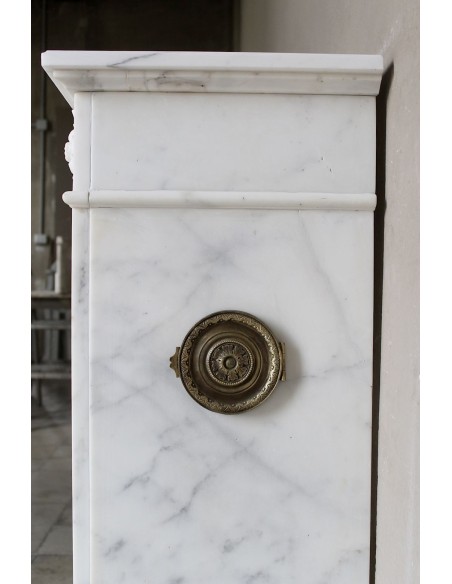 244 CAMINO LUIGI XVI "RAMO D'ULIVO" SCOLPITO IN MARMO BIANCO STATUARIO ARABESCATO CARRARA