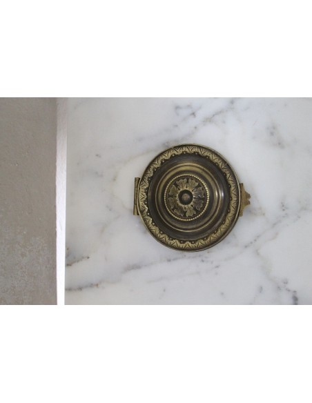 244 CAMINO LUIGI XVI "RAMO D'ULIVO" SCOLPITO IN MARMO BIANCO STATUARIO ARABESCATO CARRARA