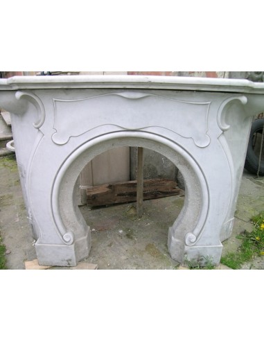 Caminetto Oeil de boeuf "Majorelle" in fusione di ghisa artistica. Questo camino è originale, autentico, ottocentesco.