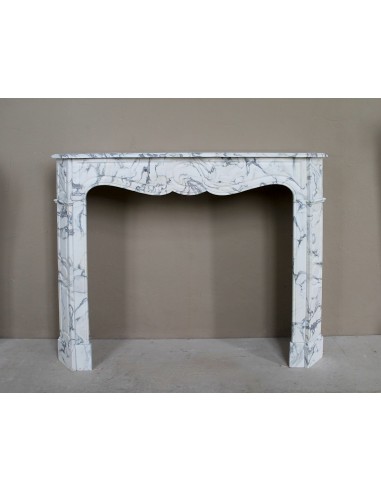 Caminetto barocco antico Pompadour Plat in marmo bianco venato Calacatta Verde