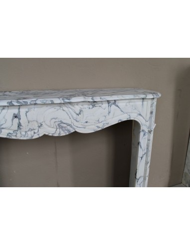 Caminetto barocco antico Pompadour Plat in marmo bianco venato Calacatta Verde