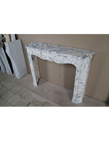 Caminetto barocco antico Pompadour Plat in marmo bianco venato Calacatta Verde