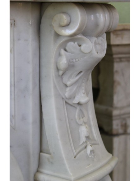 010 AG MONUMENTALE CAMINO LUIGI XV "BOUCLES DE MER" IN MARMO BIANCO DI CARRARA