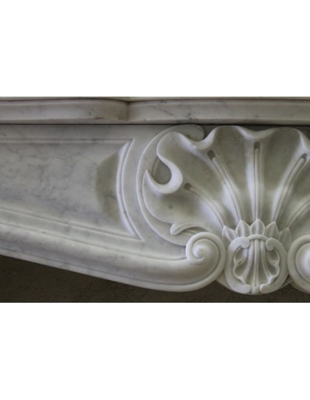 000 "PEZZO UNICO" ORIGINALE VERSIONE DI CAMINO "VELO DI MEDUSA", MARMO BIANCO CARRARA