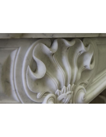 000 "PEZZO UNICO" ORIGINALE VERSIONE DI CAMINO "VELO DI MEDUSA", MARMO BIANCO CARRARA