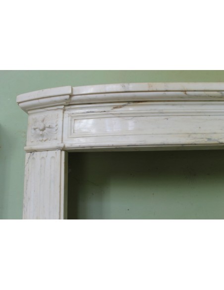 215 CAMINO LUIGI XVI "DEUX ROSES ARRONDI" NEL PIU' FINE CALACATTA CLASSICO