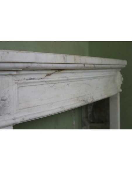 215 CAMINO LUIGI XVI "DEUX ROSES ARRONDI" NEL PIU' FINE CALACATTA CLASSICO