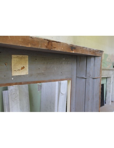 1003 AG IMPORTANTE E FIRMATISSIMO CAMINO IN ESSENZA DI PINO E STUCCHI D'ARTE