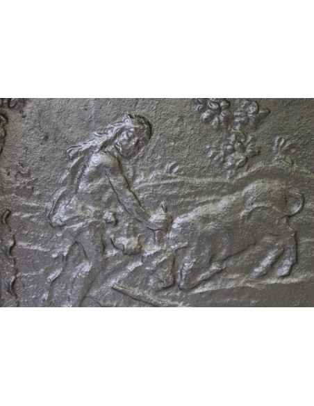 146 PIASTRA IN GHISA RAFFIGURANTE UNA DELLE FATICHE DI ERCOLE