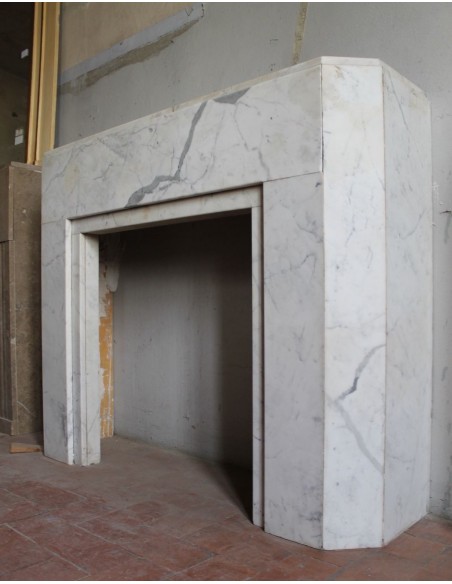 707 CAMINO ART DECO IN FINISSIMO MARMO ARABESCATO CARRARA